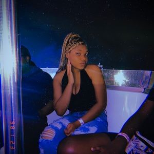 Meet your Posher, Waldine